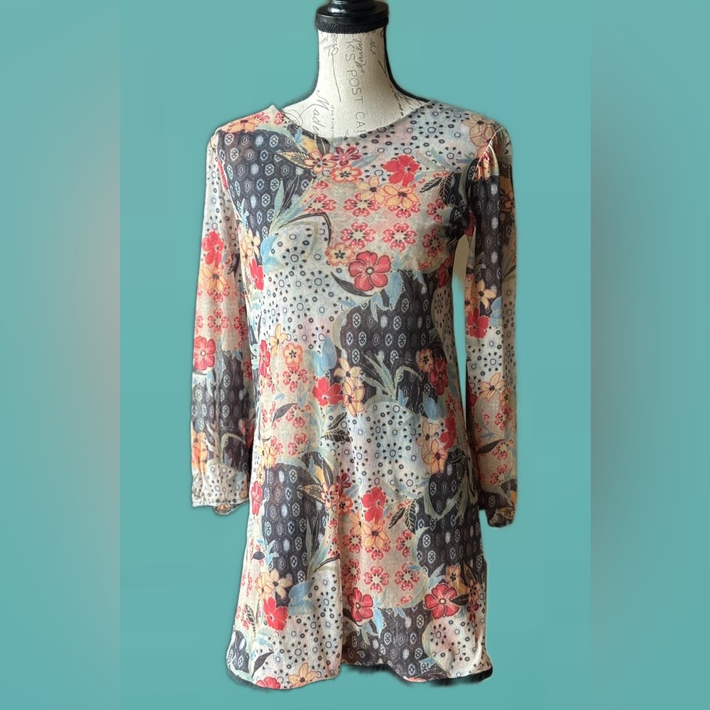 Sweet Pea Floral Print Sheath Dress (M).   Note: Elastic Cuff slightly stretched